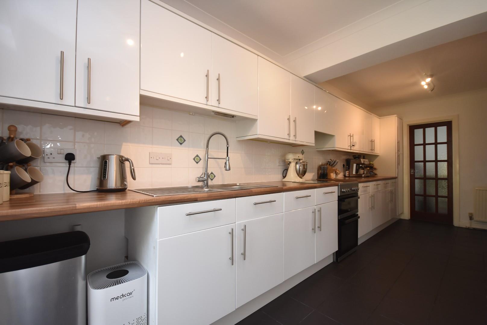 20 Knowbury Avenue, Penarth, CF64 5RX